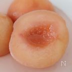 白桃のコンポート/材料4つで簡単！大人のシロップ漬け