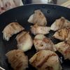 生姜ポン酢でさっぱり♡新玉ねぎの肉巻きの工程2