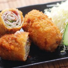 豚肉の梅しそチーズロールカツ