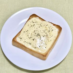 キャピタンの作ってみた!投稿(卵黄とろーり♪休日ブランチ♡絶品エッグベネディクト風トースト)