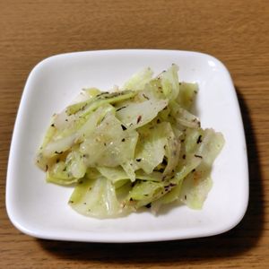めぇの作ってみた!投稿(【春キャベツのゆかり和え】パパッと即席！さっぱり簡単副菜♪)