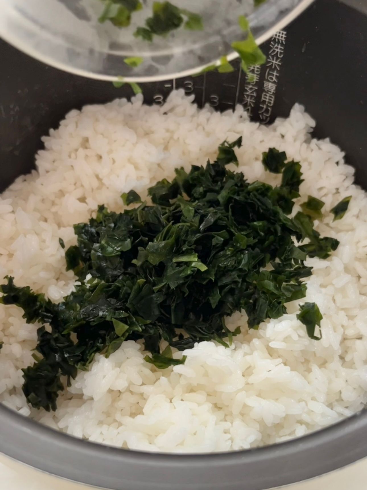 給食わかめごはん】子どものおかわりが止まらない！ | レシピサイトNadia