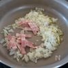 キレイをつくってカラダあたたまる♪酒粕レーズンのリゾットの工程1