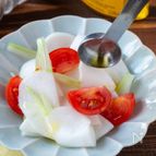 一番シンプルで一番おいしい！かぶのシンプルサラダ