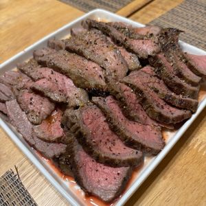 iwackの作ってみた!投稿(オーブンで失敗なし！基本のローストビーフ)