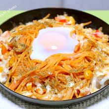 熱々な「鉄板焼きチーズナポリタン」