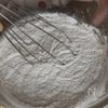 【フライパンで】ふわふわ♡米粉のミルクちぎりパンの工程1