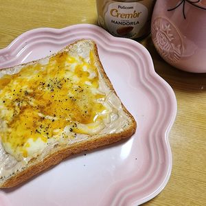 ナムディの作ってみた!投稿(甘じょっぱい背徳の味♡『ピーナッツバターチーズトースト』)
