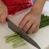 【鶏むね肉とニラの旨だれ】ご飯がとまらないやつ♡の工程1