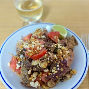 Tsuneaki Okadaの作ってみた!投稿(帰宅後5分！かつおのたたきとトマトのおつまみマリネ)