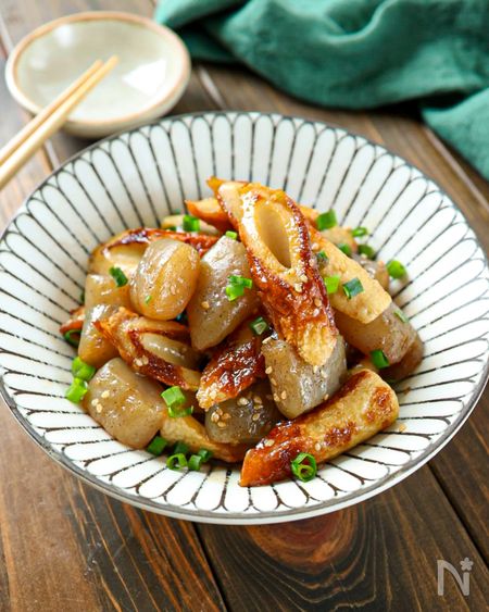 こんにゃくとちくわの甘辛煮
