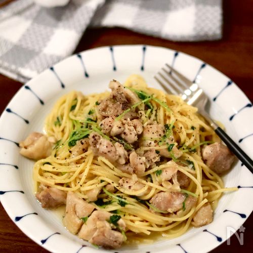 鶏肉と豆苗の和風パスタ