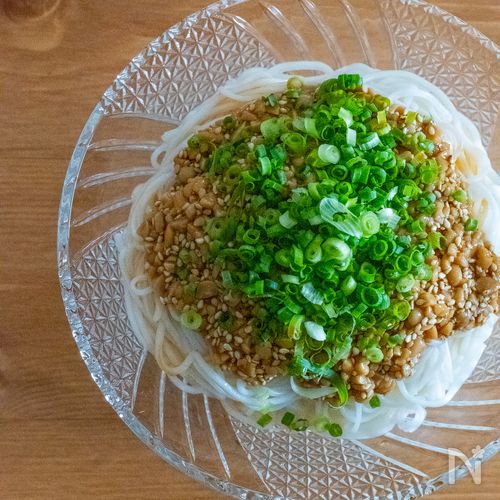 【まぜるだけで絶品!】激旨納豆ダレのそうめん