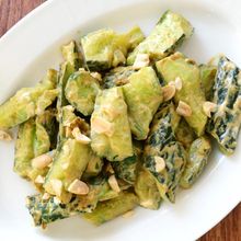 カレールーで簡単！叩ききゅうりのカレーマヨあえ