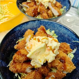 もんぶらん°・*:.。.☆の作ってみた!投稿(【ザクっとチキンカツ丼】男子の胃袋掴むガーリックマヨソース)