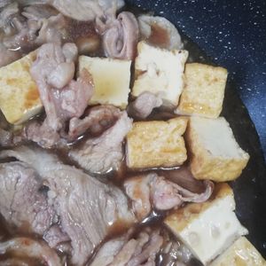 翔ママの作ってみた!投稿(【豚こま厚揚げの甘辛すき煮】ワンパン10分!甘辛節約おかず♪)