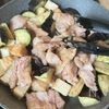ワンパンで完成！豚バラとナスのおろしのせの工程3