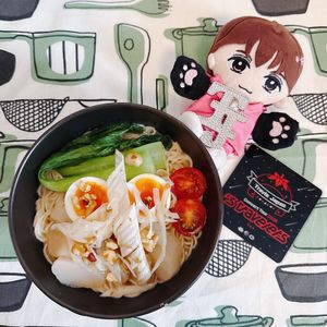 しめかず🐯の作ってみた!投稿(【究極の夏麺】激辛もマイルドも。冷やしマーラータンそうめん)