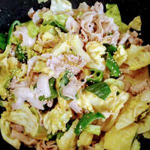 ゆみの作ってみた!投稿(＊春キャベツたっぷりマヨ回鍋肉(ホイコーロー)＊)