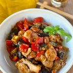 初夏に食べたい【鶏肉と夏野菜の酢豚風炒め】ビールにもご飯にも