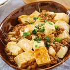 アレで減塩！旨みたっぷり♡【豆腐ときのこの麻婆豆腐風】
