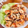 〖ご飯が進む〗塩昆布と粉チーズで鶏むね肉がジューシー！