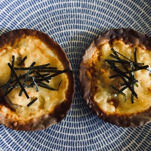 puricoの作ってみた!投稿(餃子の皮で明太クリームピザ)