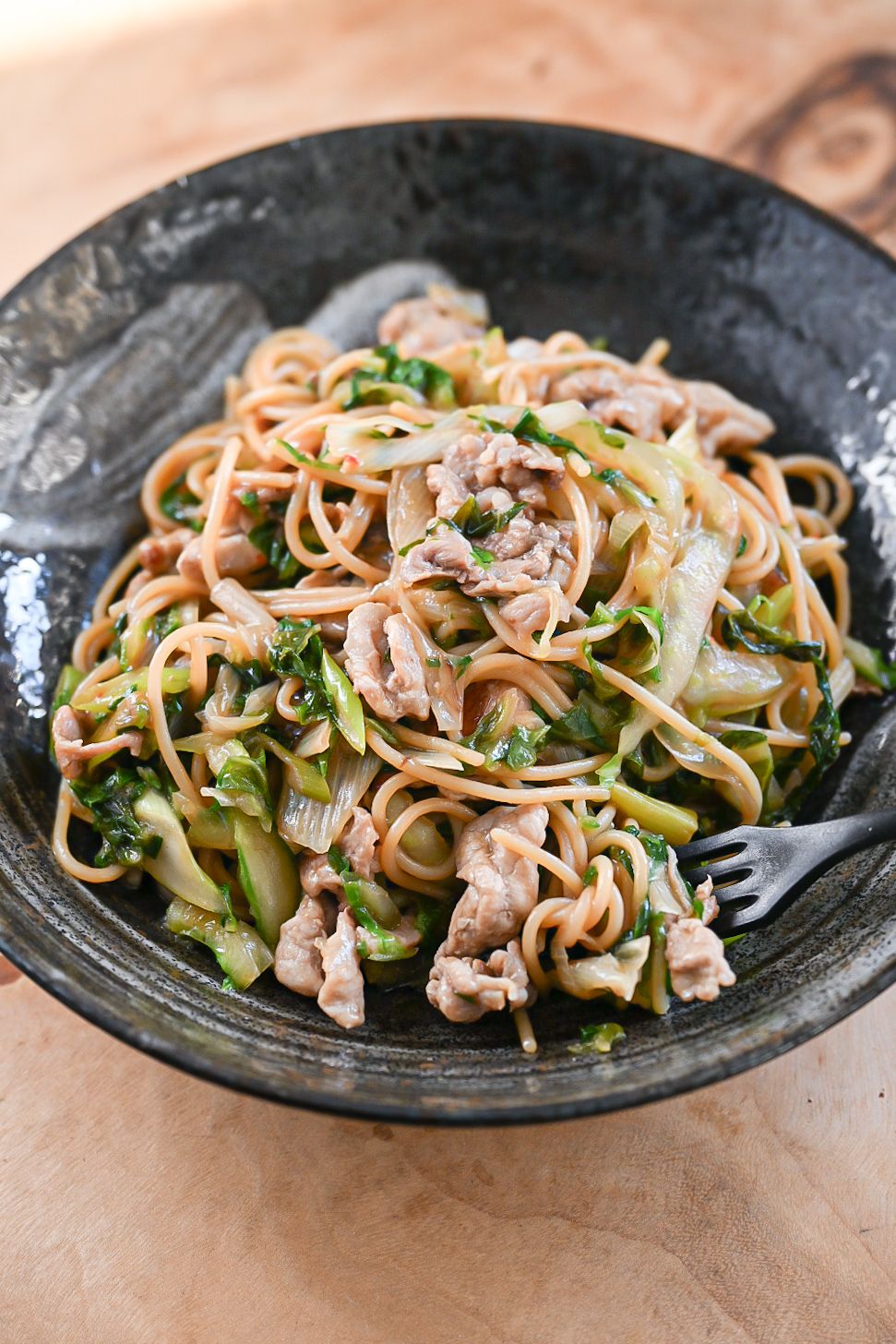 やみつきになるおいしさ！豚こま肉と白菜のパスタ | レシピサイトNadia