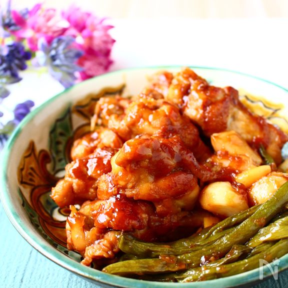 手羽元とゴロゴロにんにくのマーマレード煮