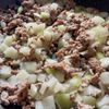 青菜も一緒にとれる♪【小松菜ひき肉ごはん】の工程2