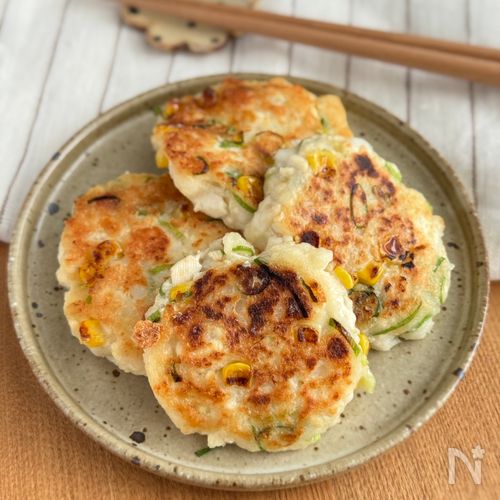 子どもが喜ぶ、コーン入りふわふわバーグ