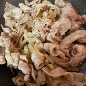 674270の作ってみた!投稿(【10分で!定食屋さんの豚肉の生姜焼き】黄金比で簡単やわらか)