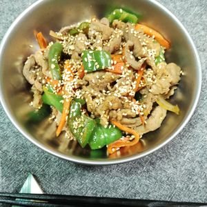 M＊Pの作ってみた!投稿(「韓国風🇰🇷豚こまプルコギ」タレが絶品♡)