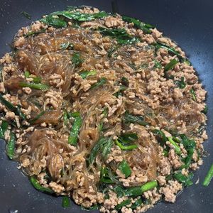 ちょちょ♩の作ってみた!投稿(【マーボー春雨】食材3つで失敗しらず🍳)