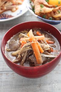 【こんにゃくと根菜のお味噌汁】腸活お味噌汁
