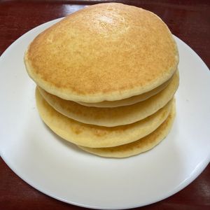 りんごの作ってみた!投稿(簡単！ふわふわふっくら♩油分少し！【米粉パンケーキ】)