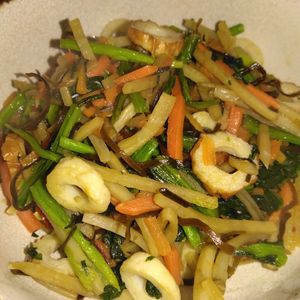 lalilulelonの作ってみた!投稿(根菜と小松菜の《塩こんぶ中華きんぴら》)