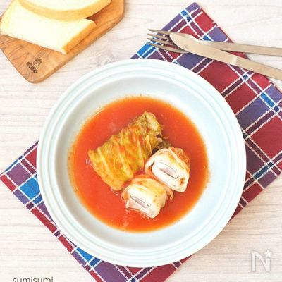 豚肉とチーズのくるくるロール白菜(トマトスープ)