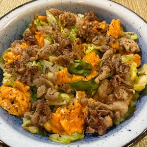 楽ラク手抜キッチン🐶🐾の作ってみた!投稿(ご飯がすすむ！【コクうま豚キャベたま】)