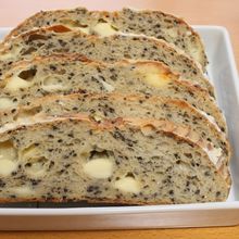 豆腐のゴマチーズカンパーニュ