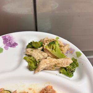 ケの作ってみた!投稿(【レンジ蒸し鶏のブロッコリーサラダ】低糖質♡生姜香る♬︎)