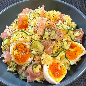 楽ラク手抜キッチン🐶🐾の作ってみた!投稿(半熟卵と生ハム《デリ風♡トロトロポテトサラダ》)