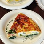 【ケールとベーコンのチーズオムレツ】ひと品で栄養まるごと♡