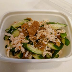 にゃんこさん🐱の作ってみた!投稿(【鶏ささみの搾菜和え】太りにくいおつまみでお酒を美味しく。)