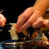揚げないのに、味は格上!プロ考案【特製エビマヨのレシピ】の工程1