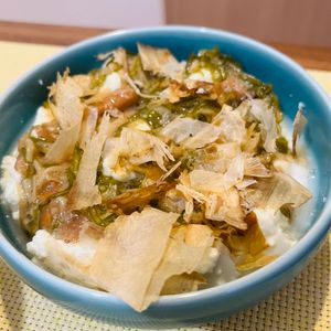 金の作ってみた!投稿(めかぶとなめ茸と梅おかかポン酢の♪とろとろ豆腐🤭💕)