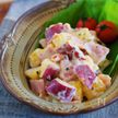 レンジでラクラク♪『さつまいもとベーコンのごまマヨサラダ』