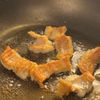 【ホルモンの脂で炒める】悶絶焼きそばの工程2