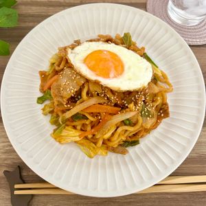 のりのり🐾🎀🤍の作ってみた!投稿(【ヤンニョム焼きそば】韓国風のピリッと甘辛味がやみつきに♪)