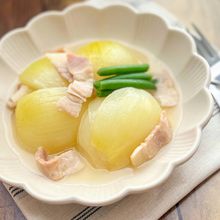 だしパックで簡単!
ごろっと玉ねぎポトフ